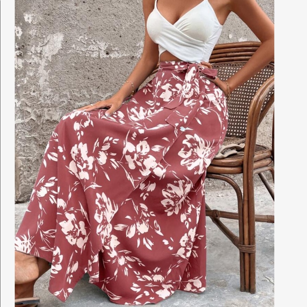 Boho Floral Print Belted Skirt - Picture 2 of 16